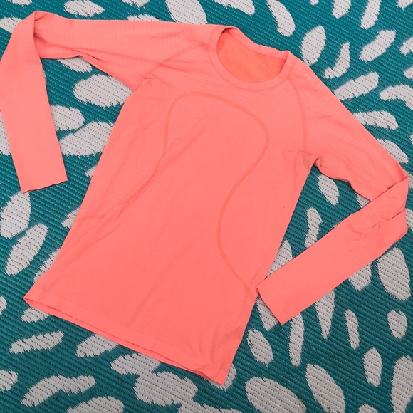 lululemon athletica Tops - Lululemon size 8 long sleeve in orange